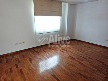 Casa de venta en Santa Lucía Norte de Quito