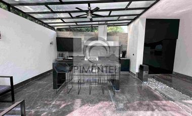 casa en venta en Sierra alta. col. Lagos del vergel
