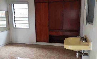 Dijual Cepat Rumah Villa Cantik Lokasi Strategis Dekat Tempat Wisata Cisarua Bogor