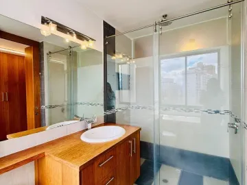 Departamento en Renta, 4 habitaciones, González Suárez, Quito, Ecuador
