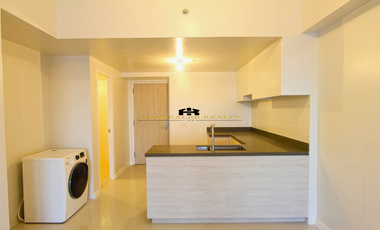 Mandani Bay Cebu Condo Unit for Sale