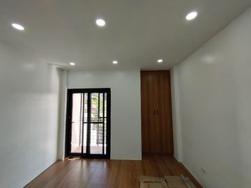 2 Storey Modern Design  Townhouse for sale near Quirino Highway and Mindanao Avenue Quezon City