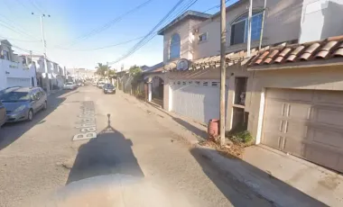 BAHIA CONSTITUCION 783, COL. MODERNA OESTE, ENSENADA BAJA CALINORNIA NORTE