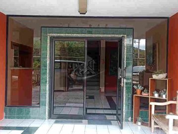 EDIFICACION EN VENTA EN CUMBAYÁ