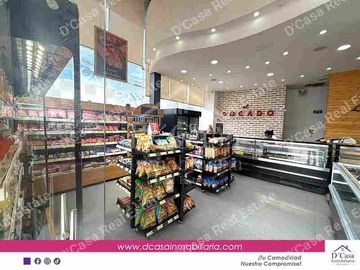 (L-107) Rento Local comercial  – Av. Remigio Crespo, Cuenca.