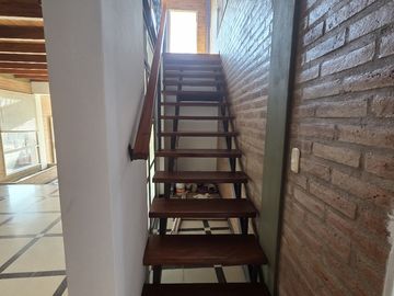 Vendo Casa de Categoría en B* Becciu