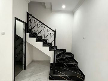 ZN69 Rumah Baru Lokasi Bagus Duren Sawit Jakarta Timur