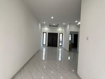 ZN69 Rumah Baru Lokasi Bagus Duren Sawit Jakarta Timur