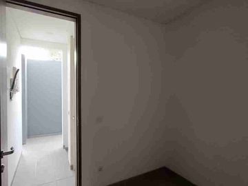 Rumah Minimalis Modern 2 lantai Graha Natura Hanya 1,9 Milyaran