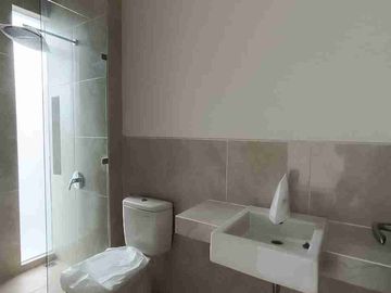 Rumah Minimalis Modern 2 lantai Graha Natura Hanya 1,9 Milyaran