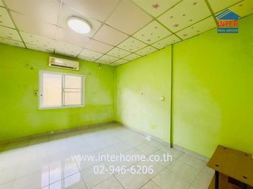 2-storey townhouse, 17 sq m., Phongsirichai Village 4, Soi Petchkasem 81, Petchkasem Road, Majaroen Road, Phutthamonthon Sai 4 Road, Nong Khaem Distri