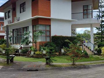 Preowned House and Lot  in Bloomfield Tagayatay -EGR