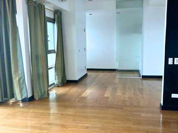 For Sale: Condo Unit in The Residences at Greenbelt, Makati City