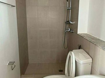 For Sale: Condo Unit in The Residences at Greenbelt, Makati City