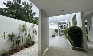 Maria Luisa Subd 5BR 750sqm Pool 8-car Maids Banilad