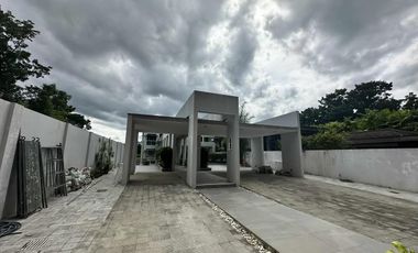 Maria Luisa Subd 5BR 750sqm Pool 8-car Maids Banilad