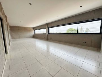 BODEGAS NUEVAS EN RENTA FRACC. ALBAZUL LEON GTO ZONA SUR
