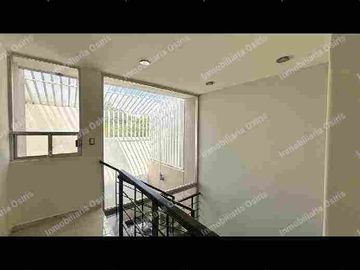 LOMAS DEL VALLE CASA EN VENTA