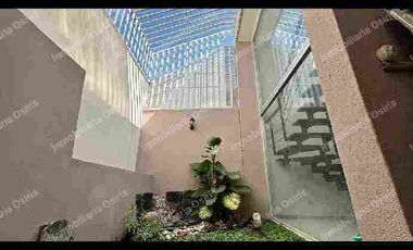 LOMAS DEL VALLE CASA EN VENTA