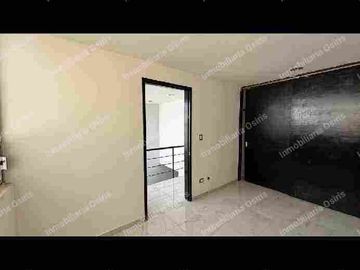 LOMAS DEL VALLE CASA EN VENTA