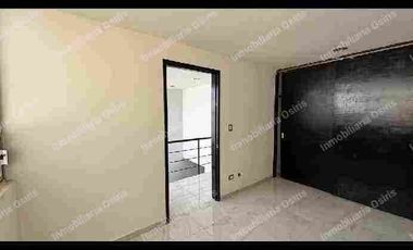 LOMAS DEL VALLE CASA EN VENTA