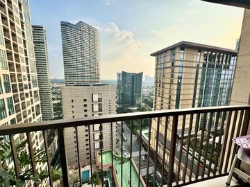 JOYA ROCKWELL: 2BR For Rent, 120 sqm, Furnished, Facing mall, 1 parking, P100,000/mo.