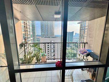 JOYA ROCKWELL: 2BR For Rent, 120 sqm, Furnished, Facing mall, 1 parking, P100,000/mo.