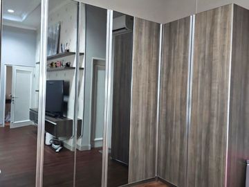 Rumah 3lantai luas 8x15 120m Type 4KT Kelapa Gading Jakarta Utara