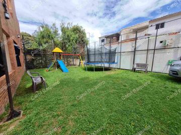 Vendo Casa Cota
