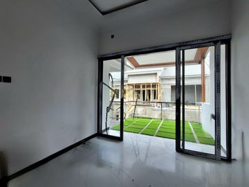 RUMAH BARU 2 LANTAI SIAP HUNI DI KALASAN, SLEMAN