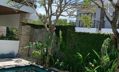 Dijual villa eksklusif di kawasan Sahadewa Mansion, Pecatu Graha Bali