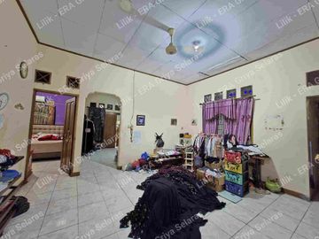 Dijual Rumah dengan Ruang Usaha Siap Pakai