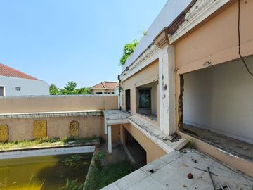 Rumah 2lt Dengan Private Pool di The Kintamani Bali View Cireundeu