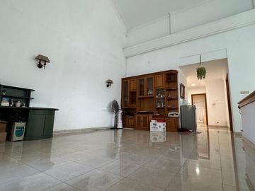 RUMAH PURI INDAH JAKARTA BARAT!