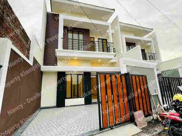 Rumah Baru 2 Lantai Dijual Siap Huni