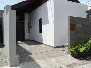 FOR RENT / SALE VILLA READY UNIT 3BR KAWASAN BEST LOCATION IN SANUR NEAR SINDHU BEACH