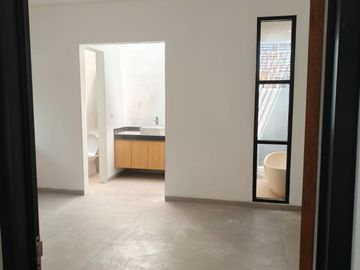 FOR RENT / SALE VILLA READY UNIT 3BR KAWASAN BEST LOCATION IN SANUR NEAR SINDHU BEACH