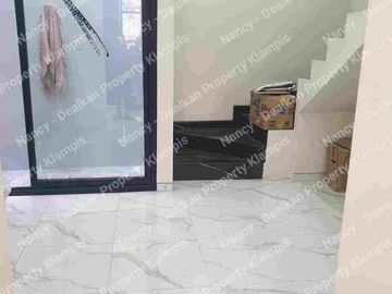Rumah Baru Lebak Indah 2 Lantai Dijual Siap Huni