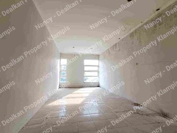 Ruko Tenggilis dijual siap huni (3 unit)