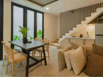 Dijual rumah baru murah 599 jt an 2 lantai di kav PLN jakamulya dekat pekayon cikunir Galaxy
