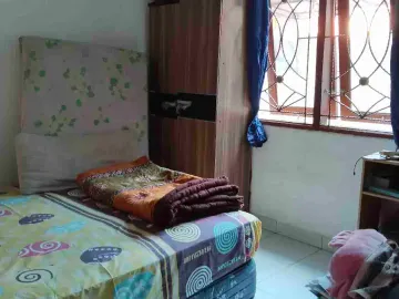 Dijual rumah second nyaman di Galaxy bebas banjir dekat Mall GGP LT 90 LB 59.siap huni terawat