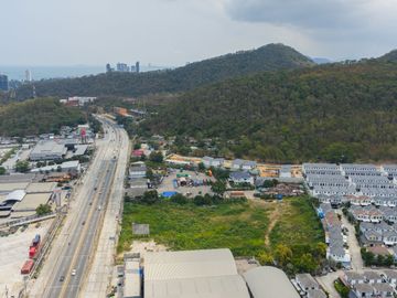 Land for Sale in Si Racha