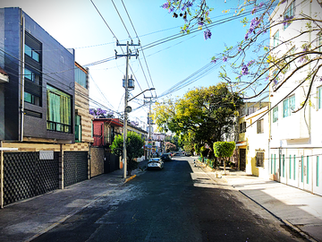 CASA EN LA COLONIA MOCTEZUMA