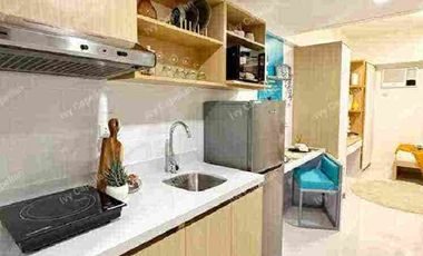 condo unit near university belt