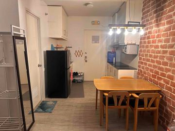Premium Pool-Facing Studio with Balcony | 35 sqm | Clean Title (Open for Financing)