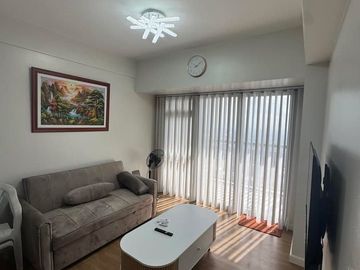 For Rent: 1 Bedroom 1BR Unit at Park Triangle Residences, Taguig City - BGC
