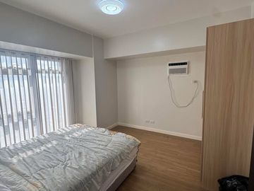 For Rent: 1 Bedroom 1BR Unit at Park Triangle Residences, Taguig City - BGC
