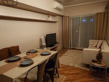 Joya South 1 Bedroom Unit with Parking | 56 sqm