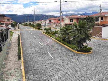 TERRENO EN VENTA SECTOR  LAS HACIENDAS  SAN PEDRO DE TABOADA Urbanización Oasis De la hacienda