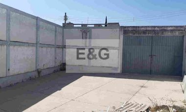 Renta de Bodega Comercial o Nave Industrial en zona de Manzanilla